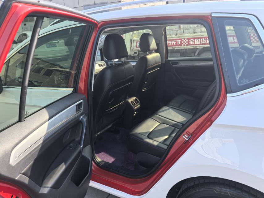 Volkswagen Golf Sportsvan 2016 car image #7