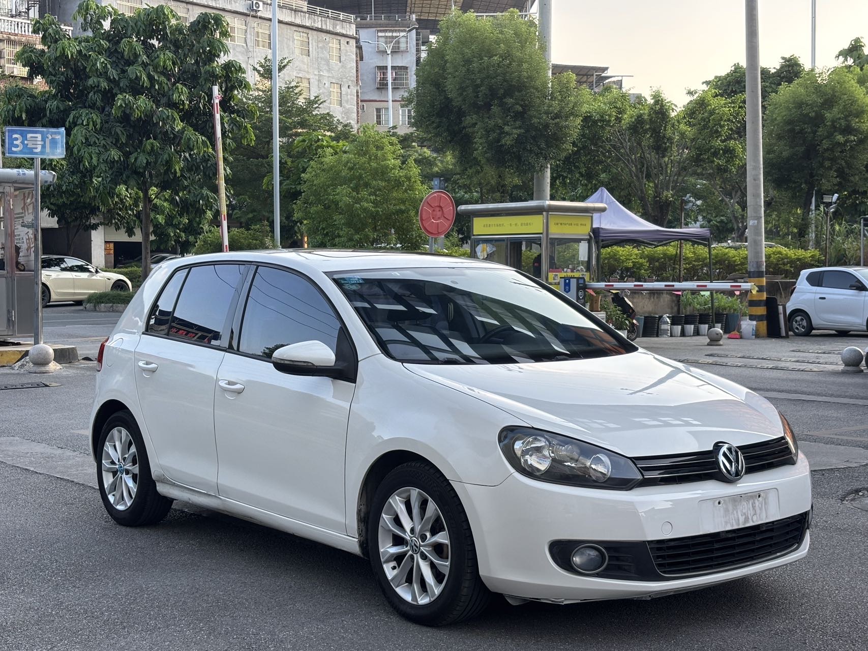Volkswagen Golf 2012 imagen de coche #5