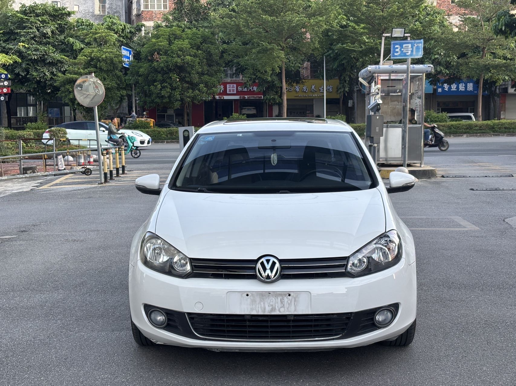 Volkswagen Golf 2012 imagen de coche #4