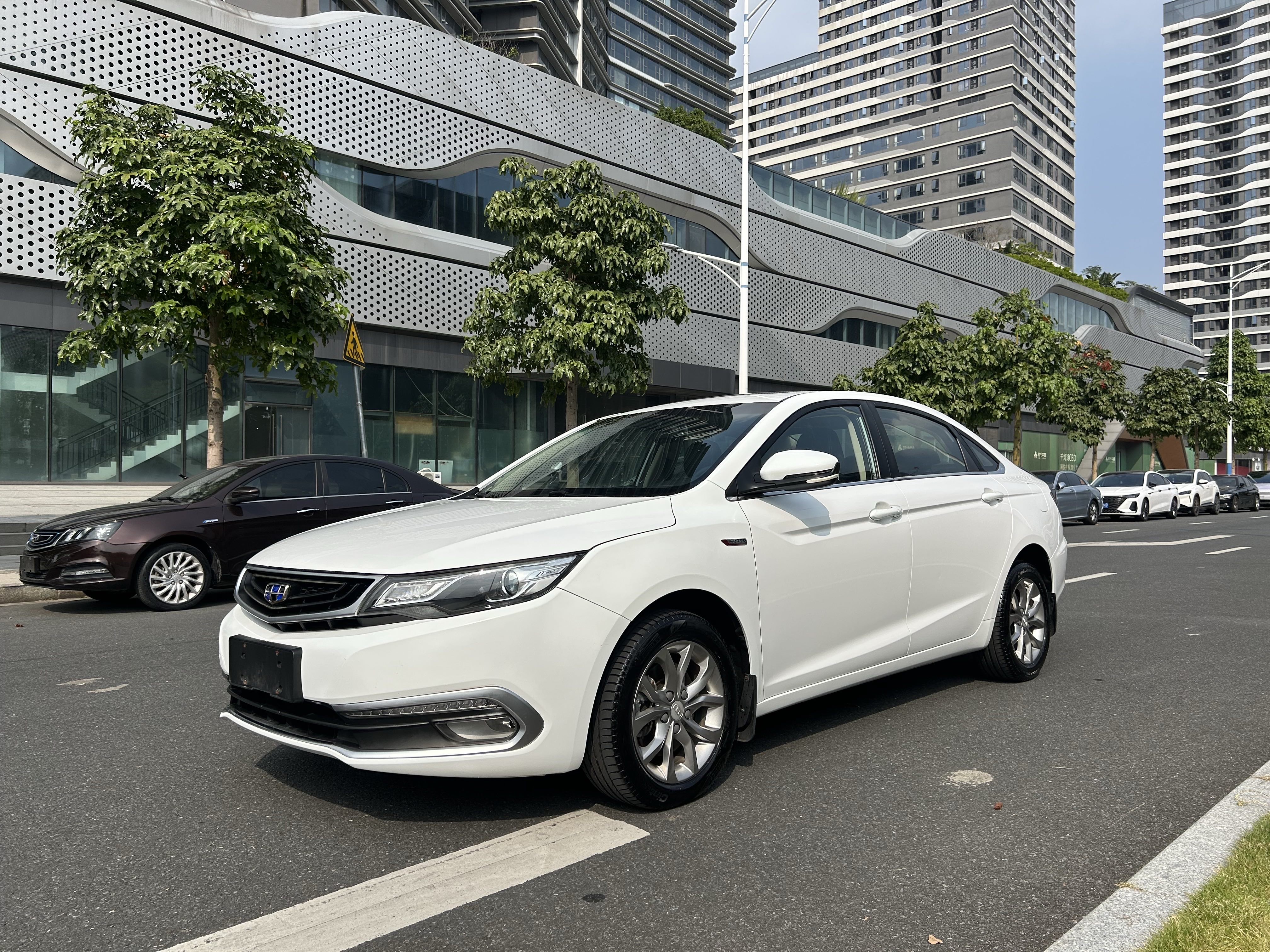 GEELY Emgrand GL 2017 car image #2
