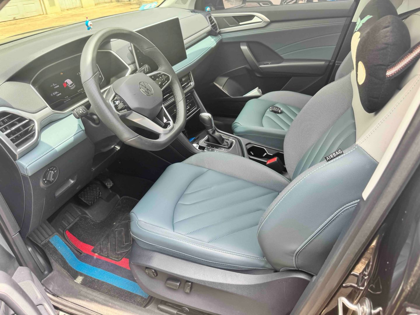 Volkswagen Tharu 2023 car image #9