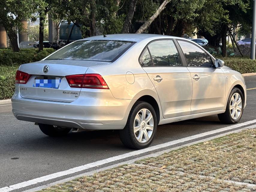 Volkswagen Santana 2014 car image #9