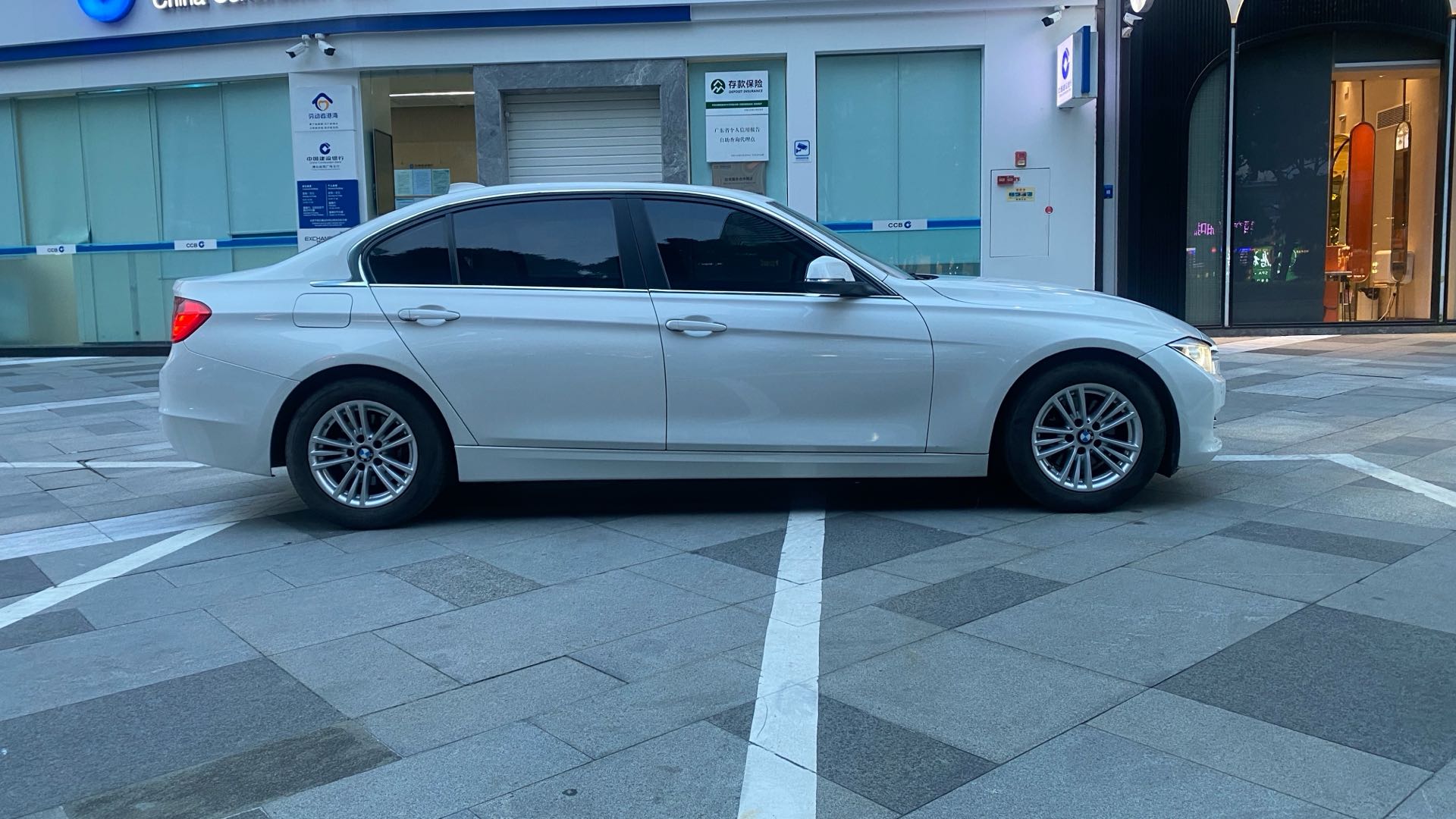 BMW 3 Series 2015 car image #6