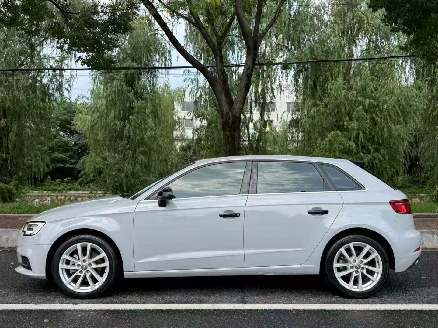 Audi A3 2019 изображение автомобиля #7