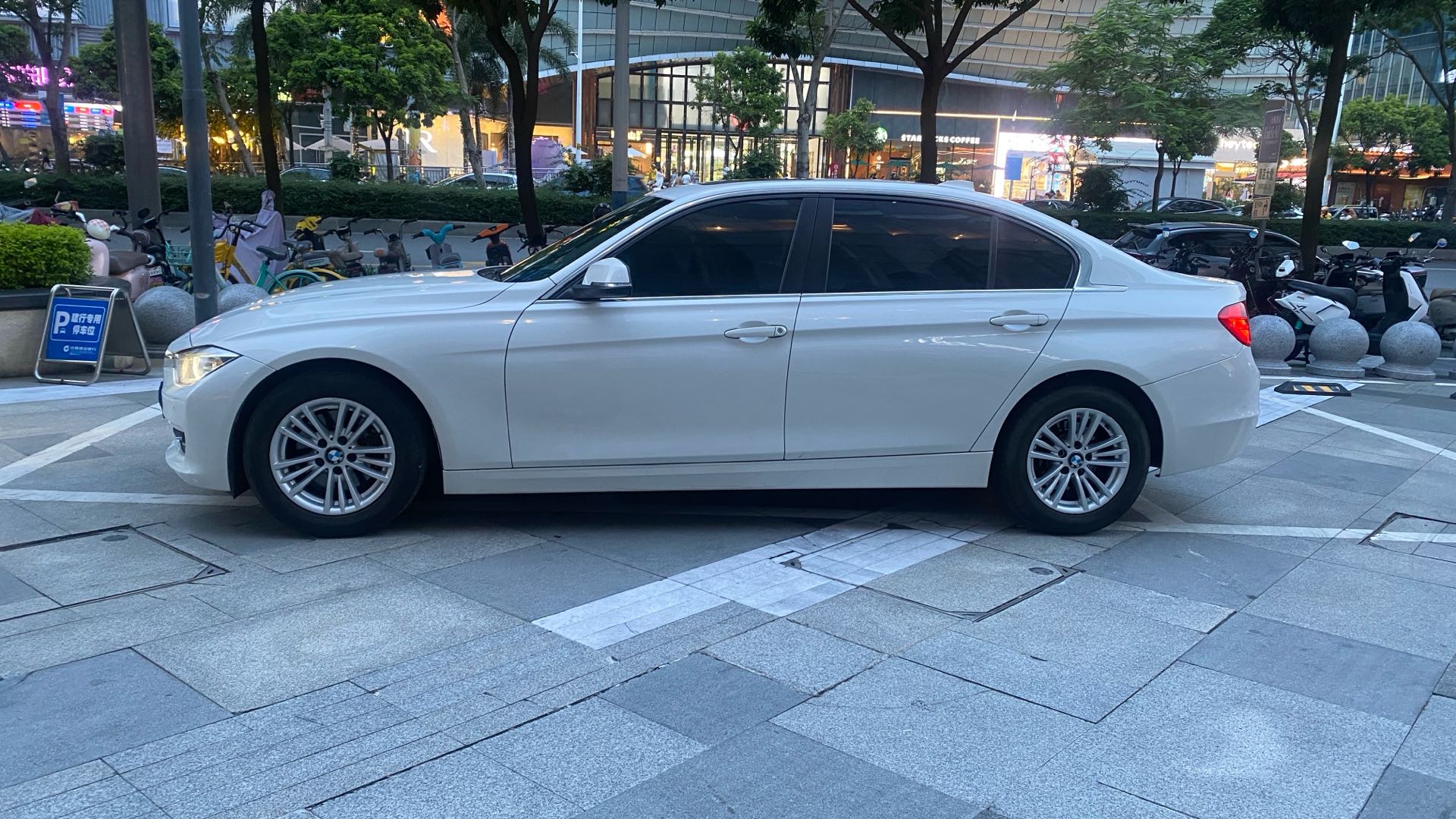 BMW 3 Series 2015 car image #7