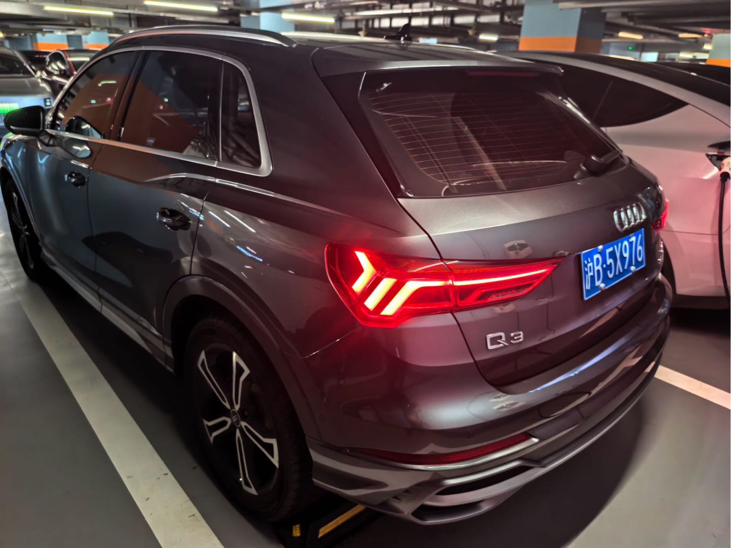 Audi Q3 2023 car image #6
