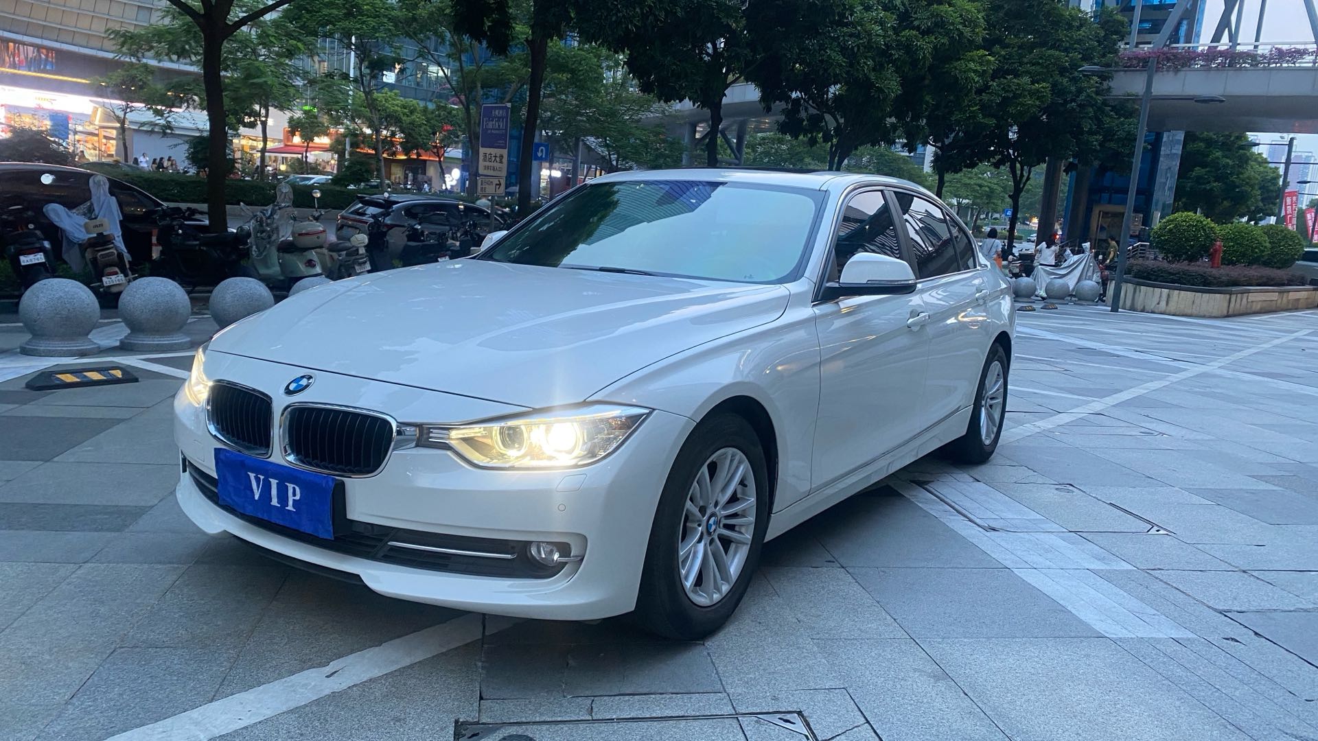 BMW 3 Series 2015 car image #2
