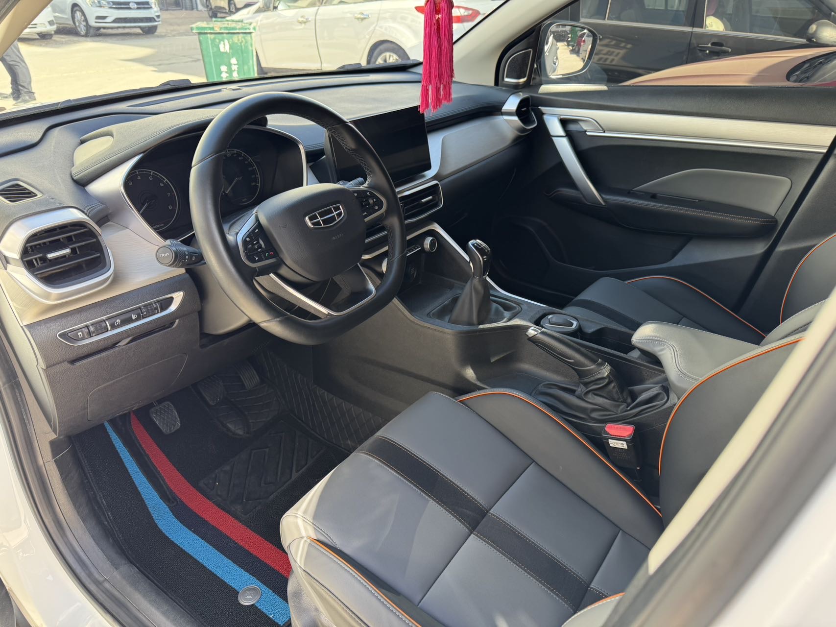 GEELY Coolray 2024 #8 GEELY Coolray 2024 imagen de coche #8