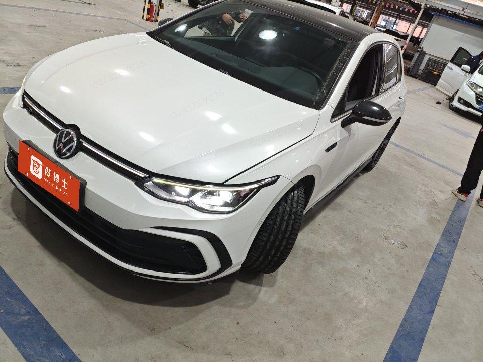 Volkswagen Golf 2022 #2 Volkswagen Golf 2022 صورة سيارة #2