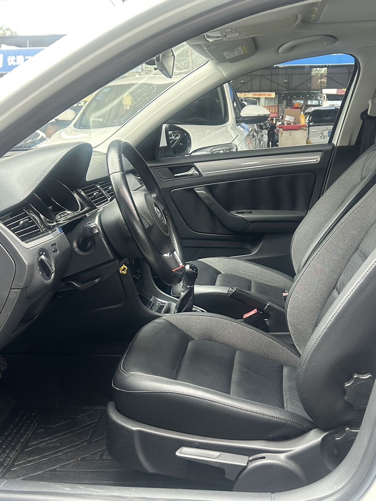 Volkswagen Bora 2015 immagine di auto #9