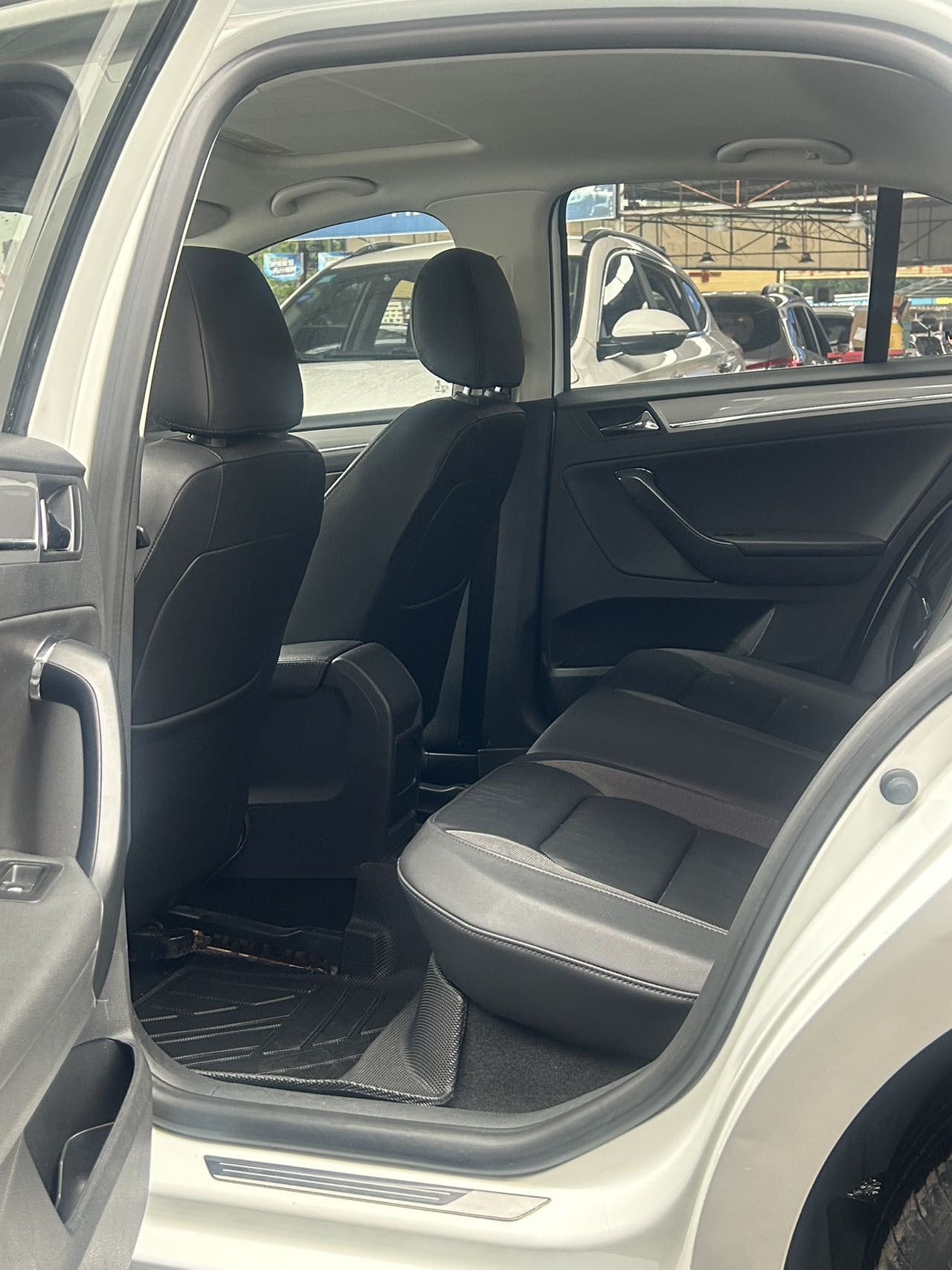 Volkswagen Bora 2015 immagine di auto #10