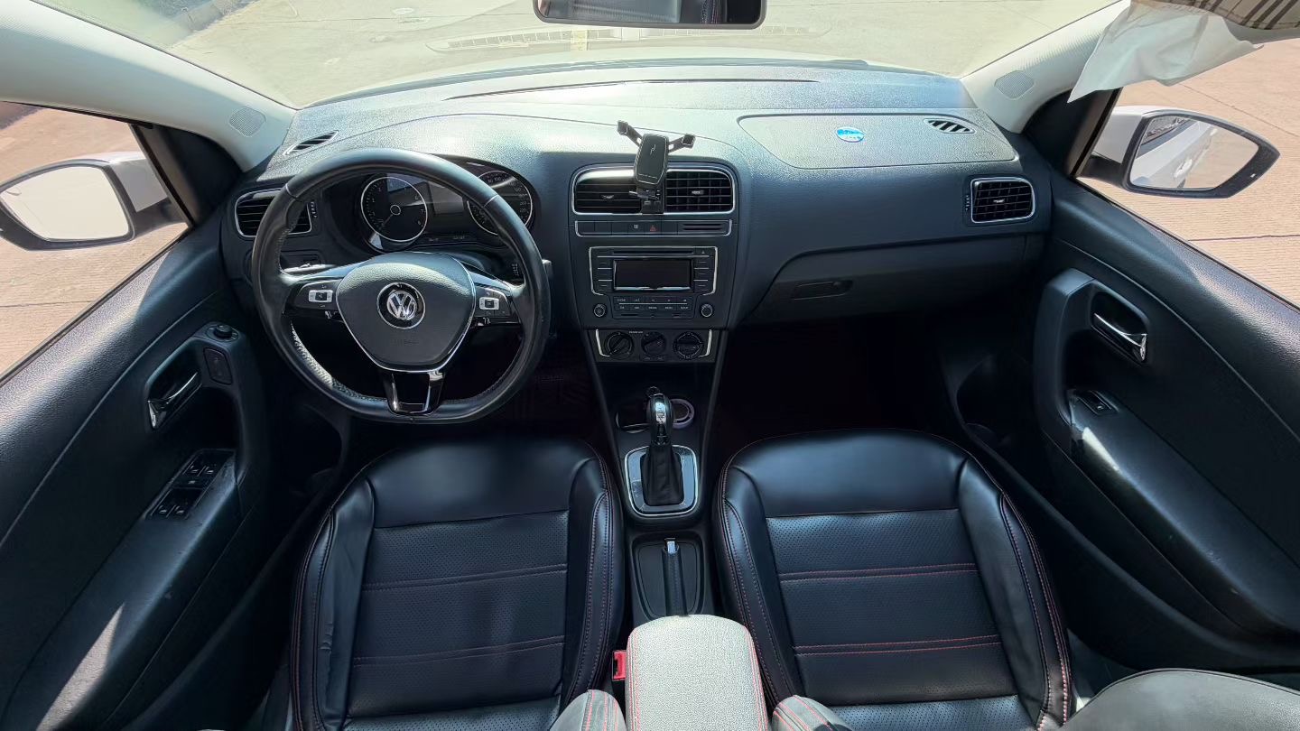 Volkswagen Polo 2016 immagine di auto #7