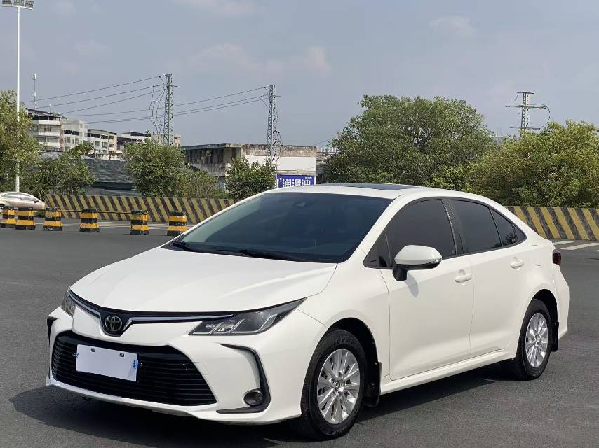 Toyota Corolla 2019 #2 Toyota Corolla 2019 изображение автомобиля #2