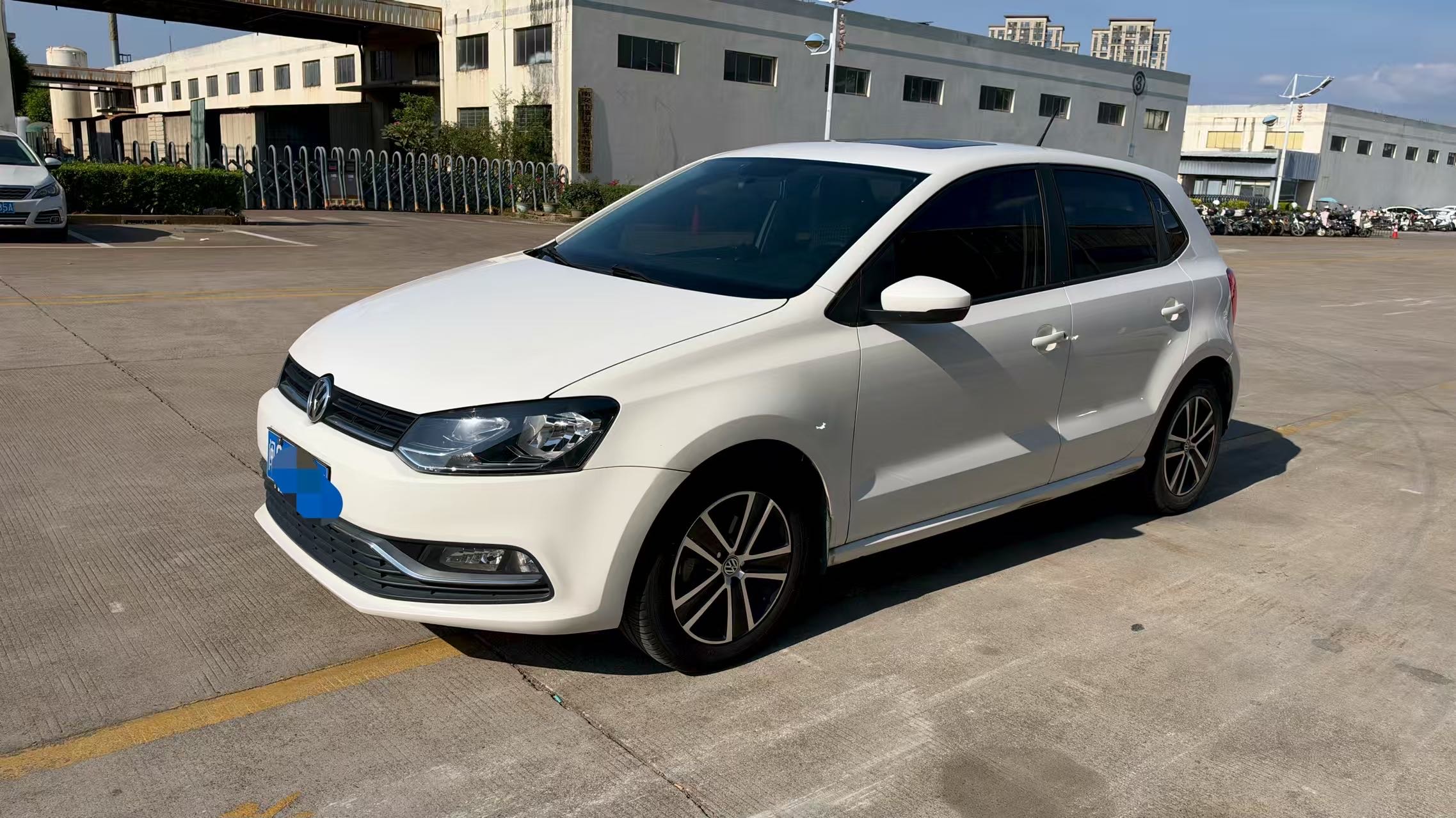 Volkswagen Polo 2016 immagine di auto #2