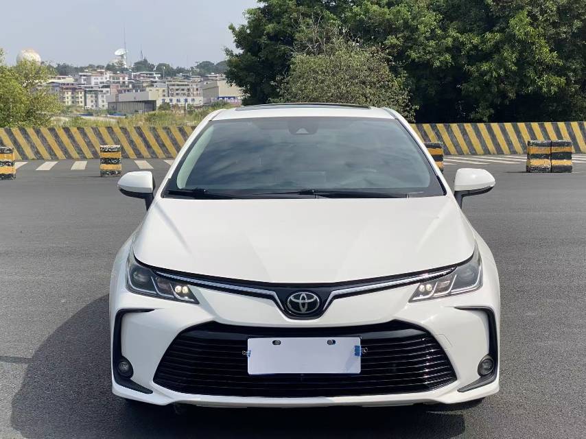 Toyota Corolla 2019 #4 Toyota Corolla 2019 изображение автомобиля #4