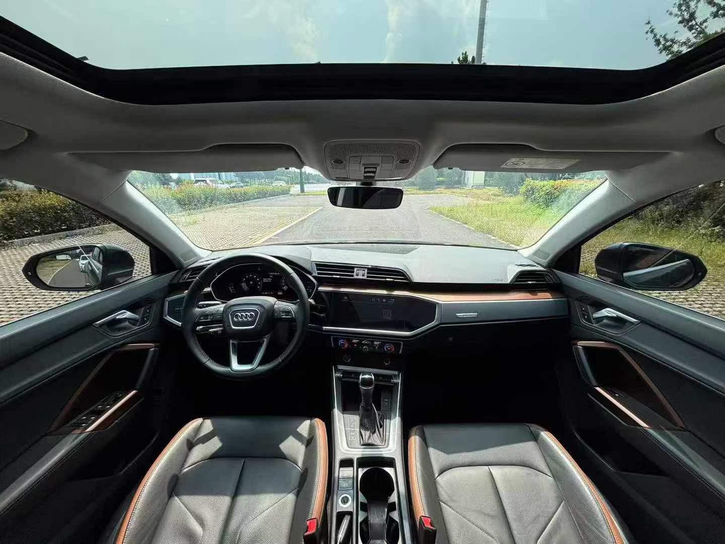 Audi Q3 2021 car image #6