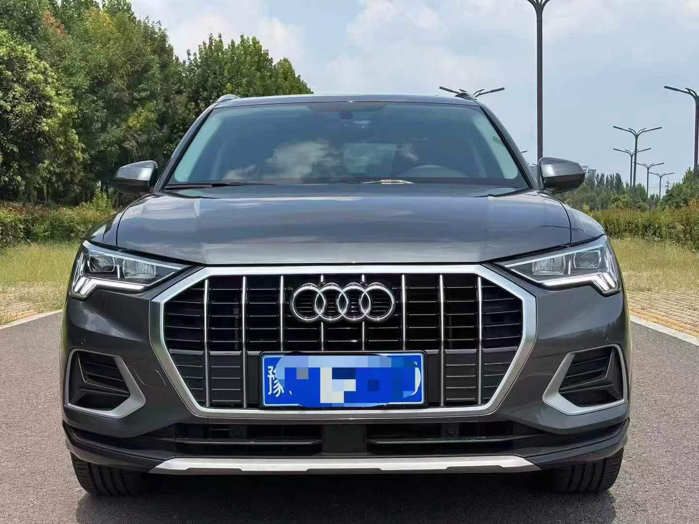 Audi Q3 2021 car image #7