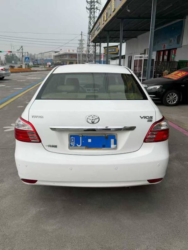 Toyota Vios 2010 #5 Toyota Vios 2010 car image #5