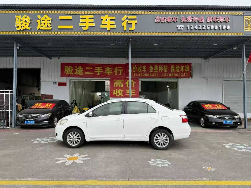 Toyota Vios 2010 #3 Toyota Vios 2010 car image #3