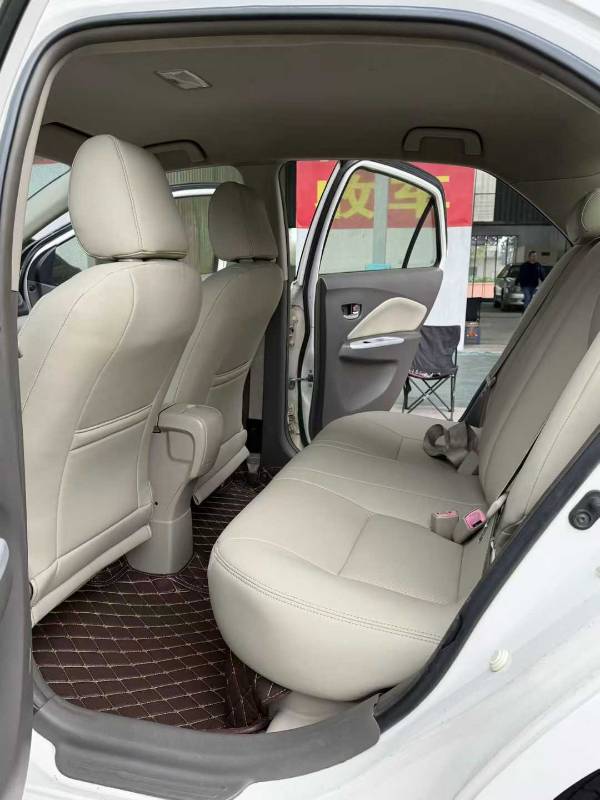 Toyota Vios 2010 #7 Toyota Vios 2010 car image #7