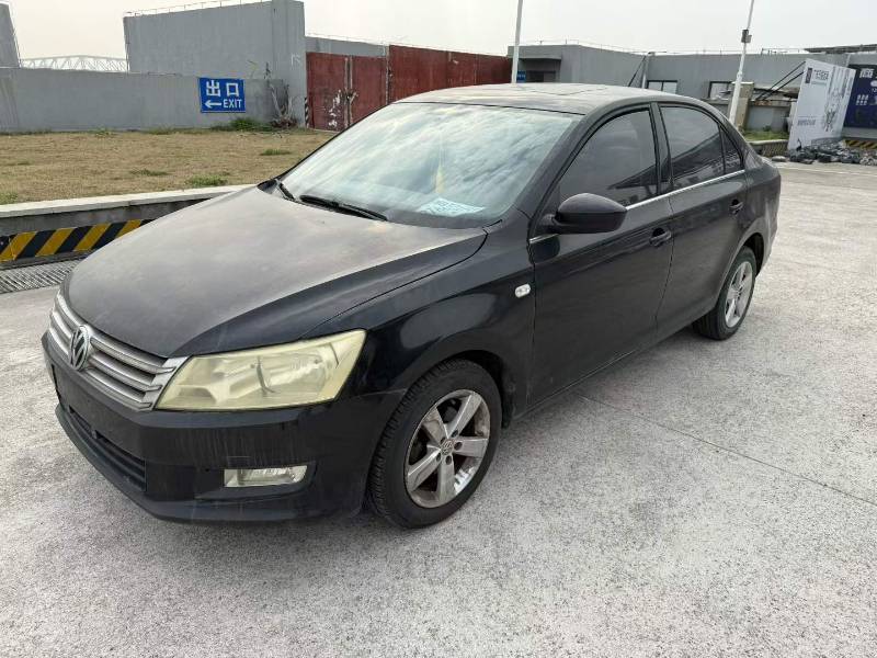 Volkswagen Santana 2014 car image #2