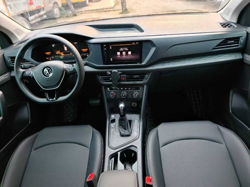 Volkswagen Tharu 2023 car image #9