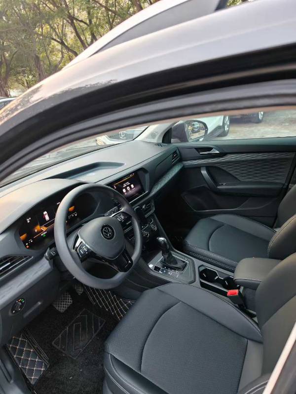 Volkswagen Tharu 2023 car image #7