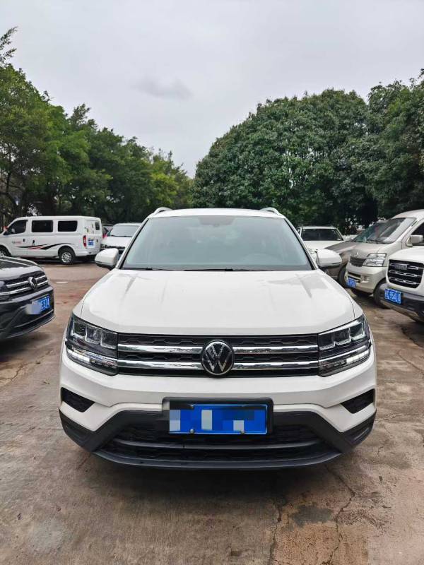 Volkswagen Tharu 2023 car image #2