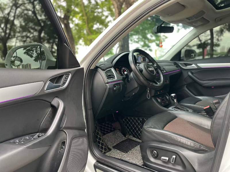 Audi Q3 2017 car image #4