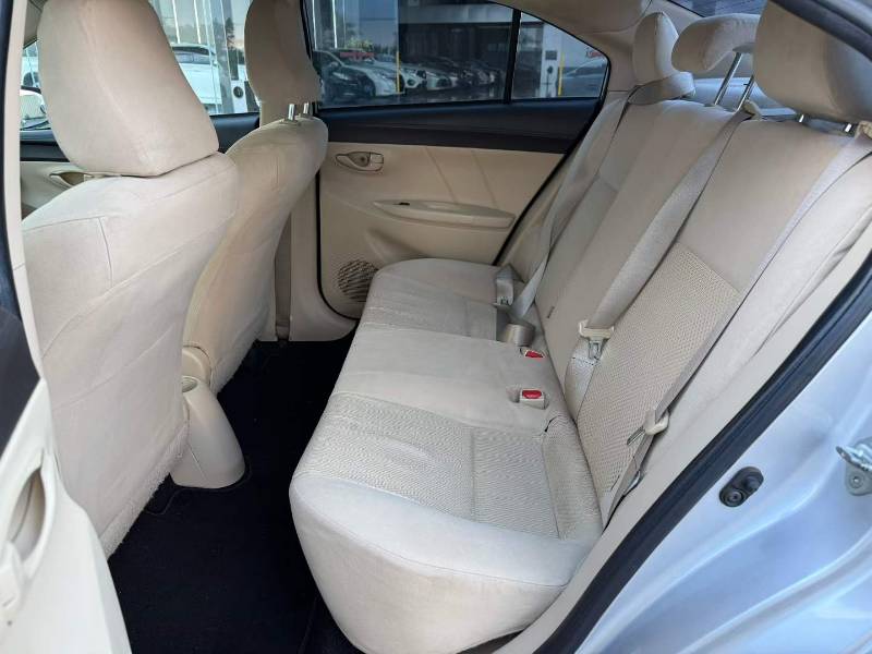 Toyota Vios 2015 изображение автомобиля #9