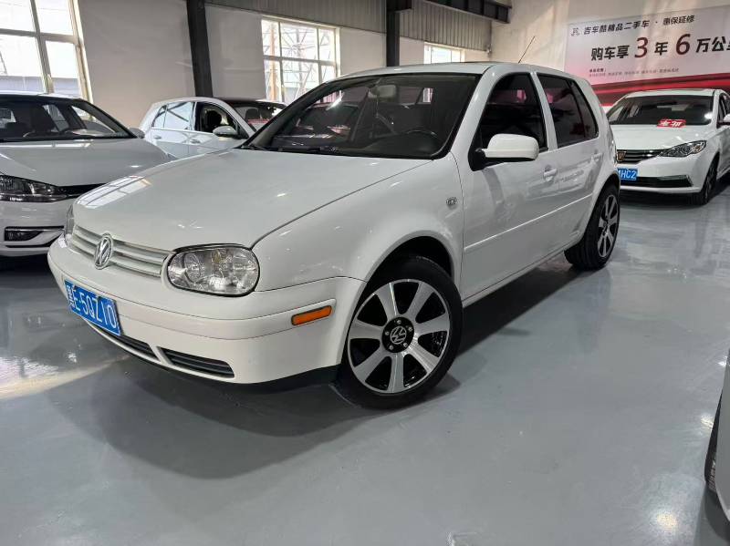Volkswagen Golf 2005 car image 