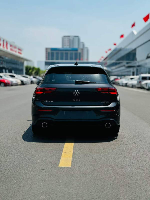 Volkswagen GolfGTI 2022 #5 Volkswagen GolfGTI 2022 car image #5