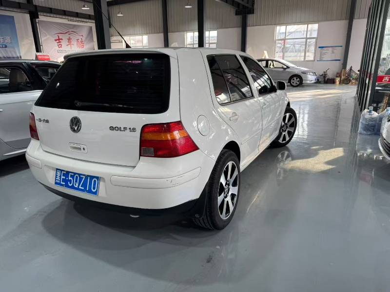 Volkswagen Golf 2005 car image #5