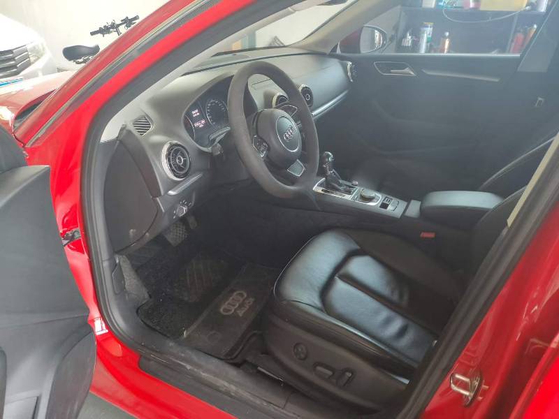 Audi A3 2016 car image #3