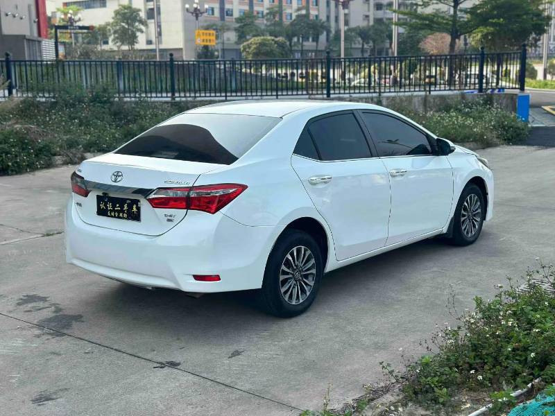 Toyota Corolla 2017 car image #9