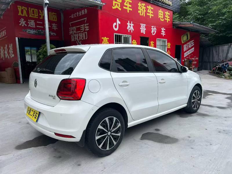 Volkswagen Polo 2018 car image #7