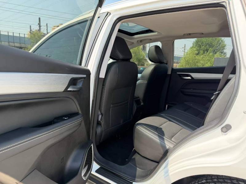 GEELY Vision X6 2021 car image #6