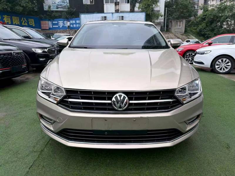 Volkswagen Bora 2016 car image #2