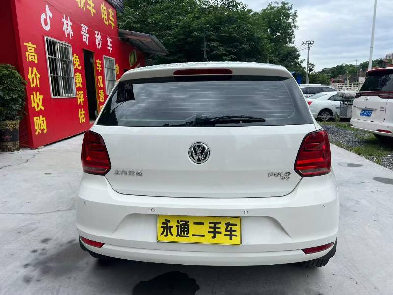 Volkswagen Polo 2018 car image #9