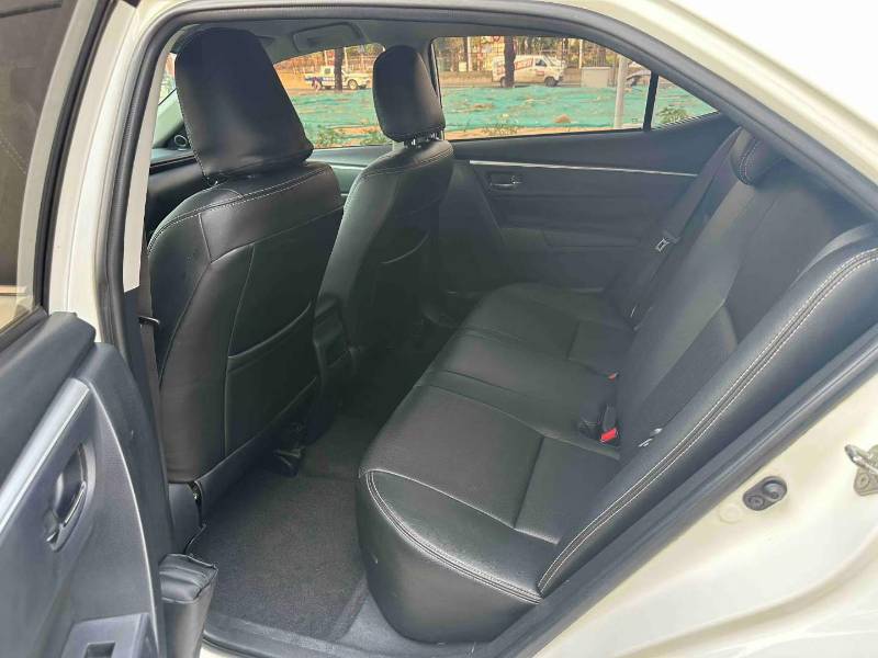Toyota Corolla 2017 car image #6