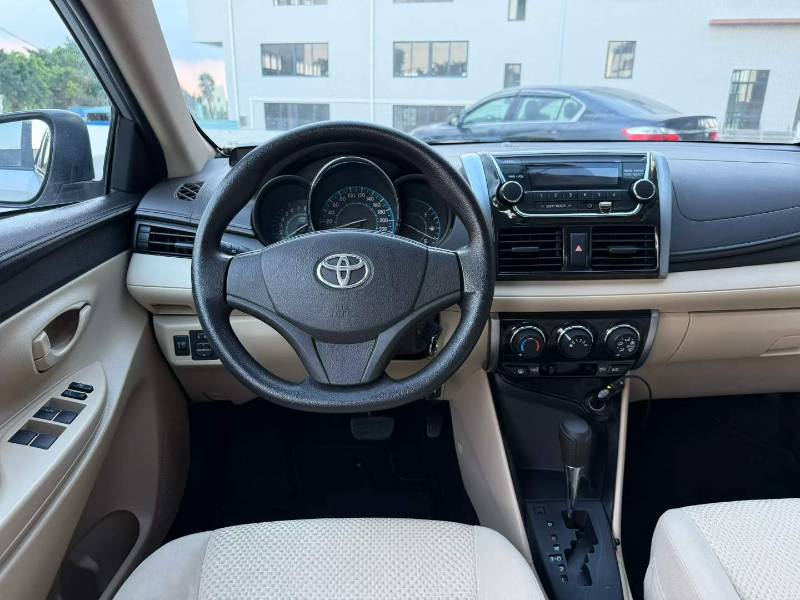 Toyota Vios 2015 изображение автомобиля #8