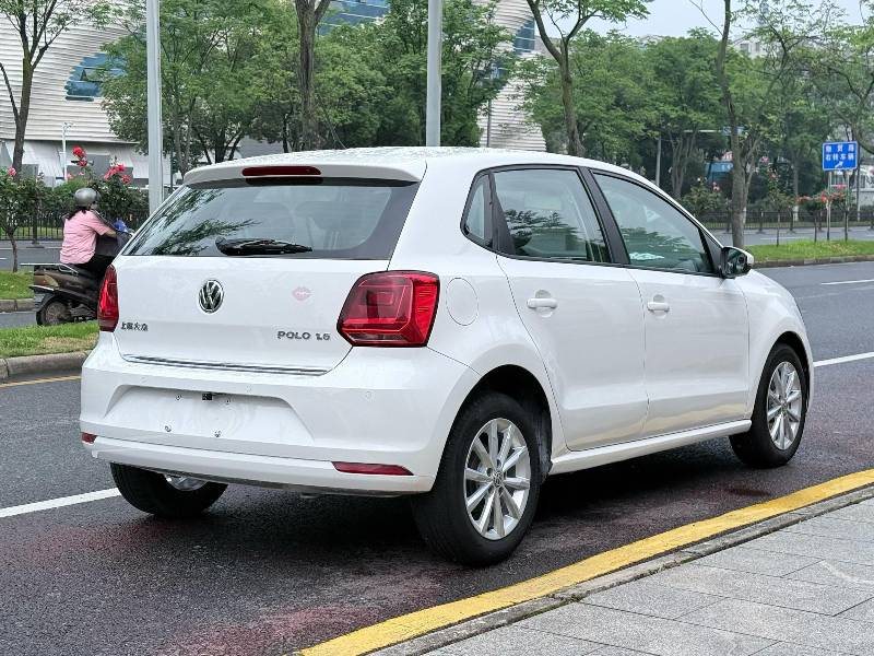 Volkswagen Polo 2015 immagine di auto #7