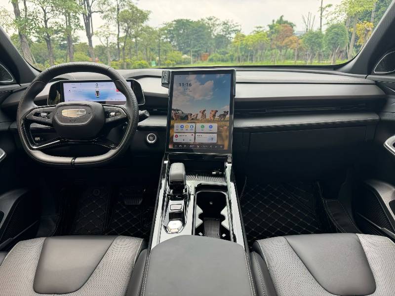 GEELY Boyue 2024 car image #8