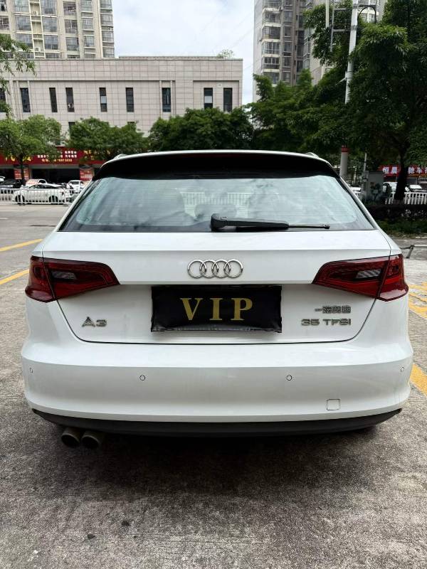 Audi A3 2017 car image #9