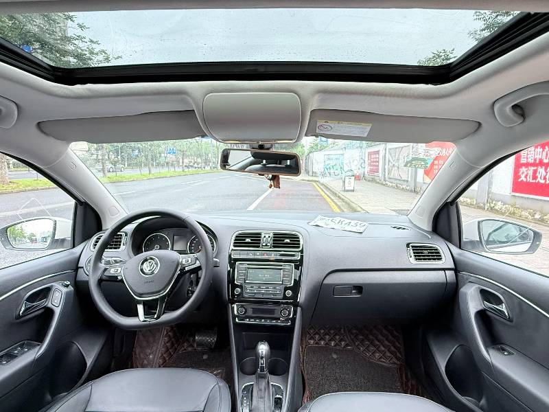 Volkswagen Polo 2015 immagine di auto #5