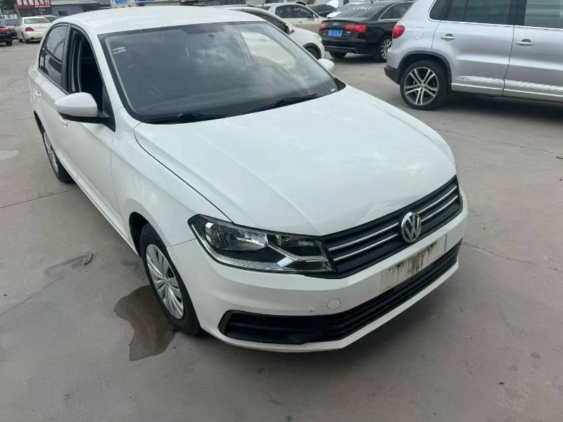 Volkswagen Santana 2021 car image #2