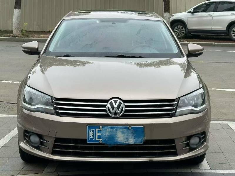 Volkswagen Bora 2016 car image 
