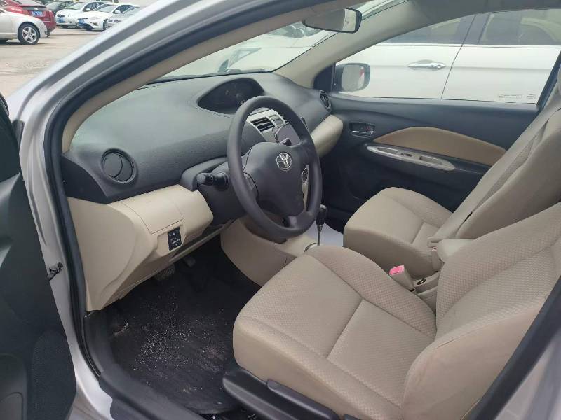 Toyota Vios 2010 car image #3