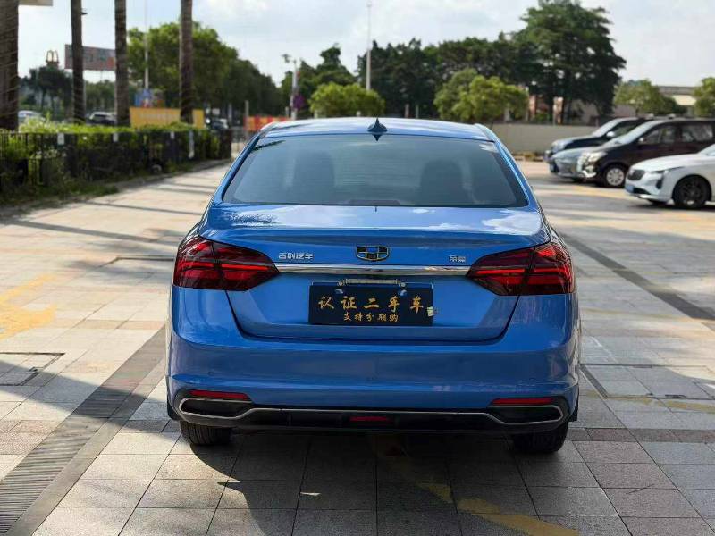 GEELY Emgrand 2019 #5 GEELY Emgrand 2019 car image #5
