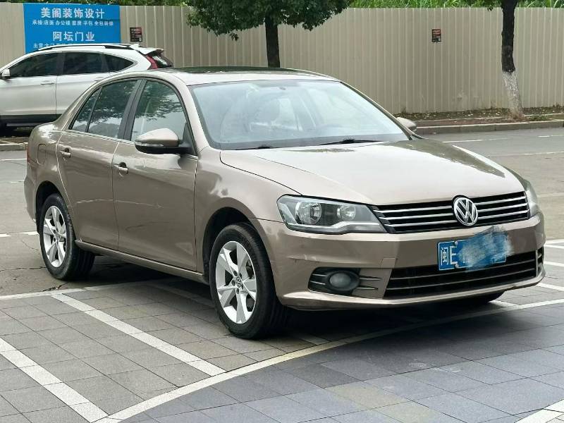 Volkswagen Bora 2016 car image #2